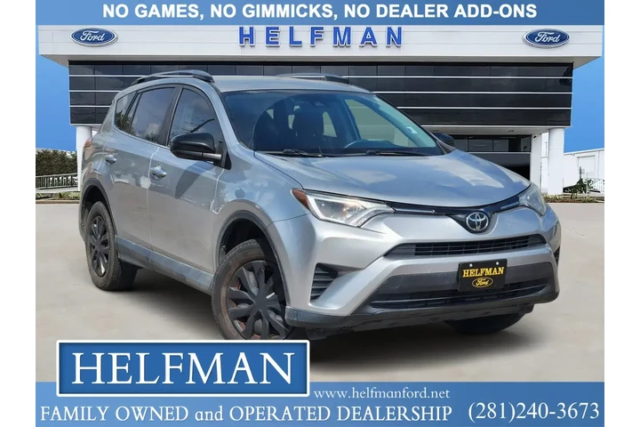 Toyota RAV4 2017 LE 4dr SUV image 1