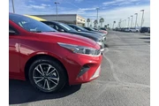 $17999 : Kia Forte 2024 LX 4dr Sedan thumbnail