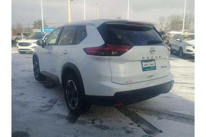 $23544 : Nissan Rogue 2024 AWD SV 4dr image 5