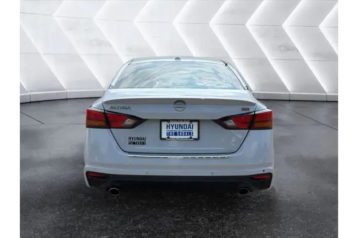 $19995 : Nissan Altima 2023 2.5 SR 4d image 7