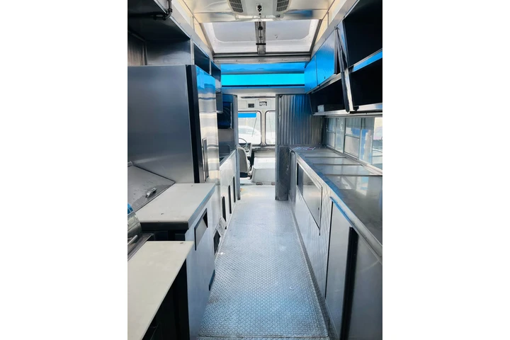 $80000 : FOOD TRUCK $ VENTA O RENTA image 6