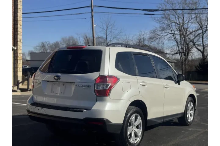 $6999 : 2015 Forester 2.5i image 6