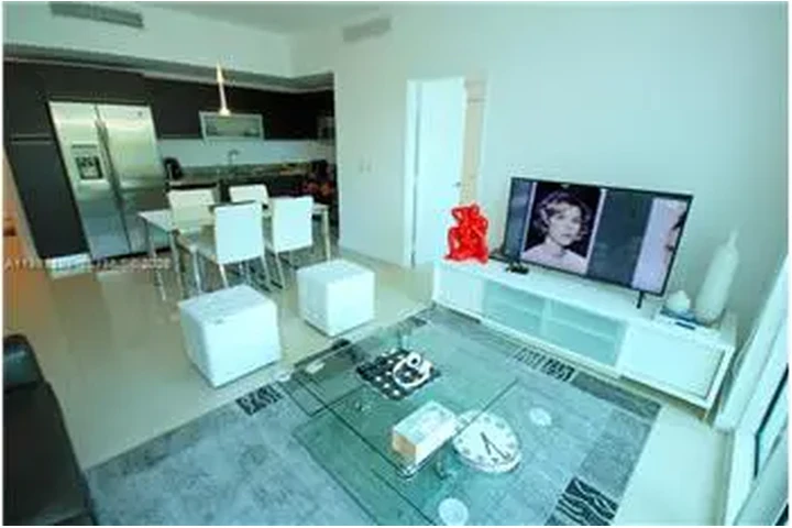 $3850 : Rental property with 2 bedro image 6