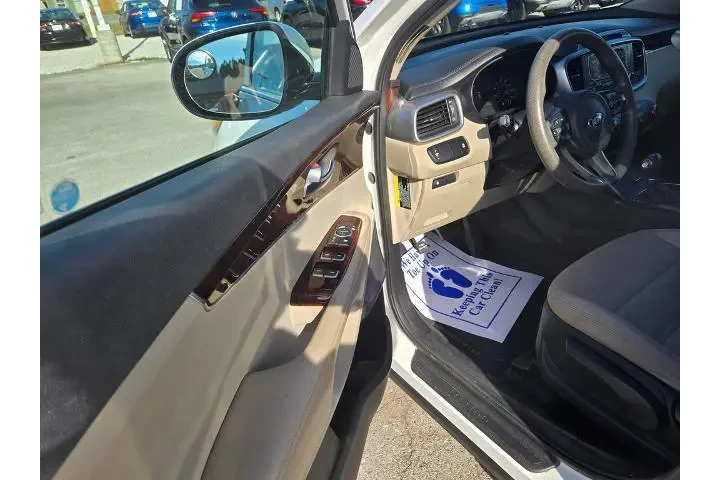 $12998 : Kia Sorento 2016 L 4dr SUV image 6