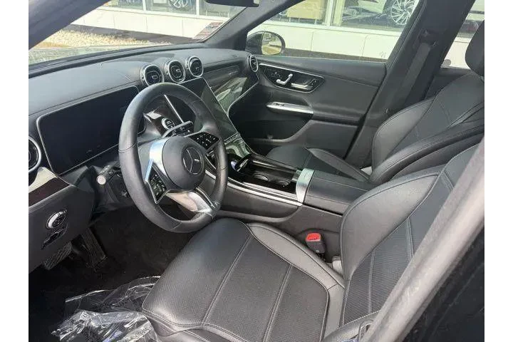 $38451 : Mercedes-Benz GLC 2023 AWD G image 10