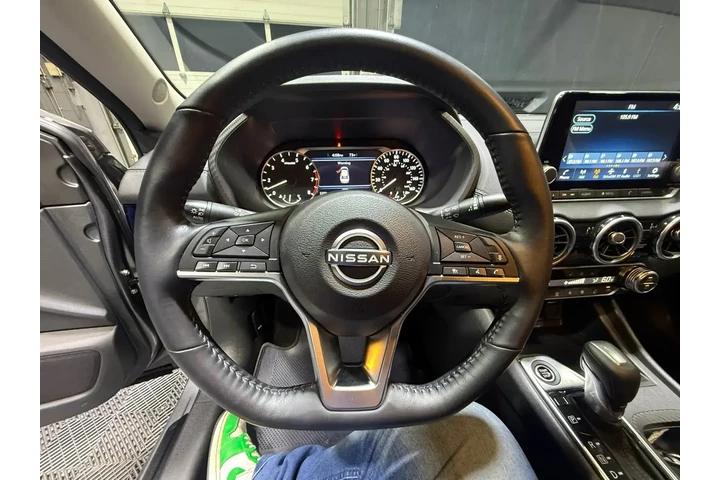 $25005 : Nissan Sentra 2025 SV 4dr Se image 9