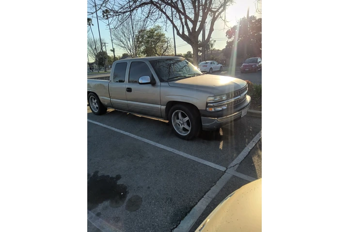$2000 : Used image 1