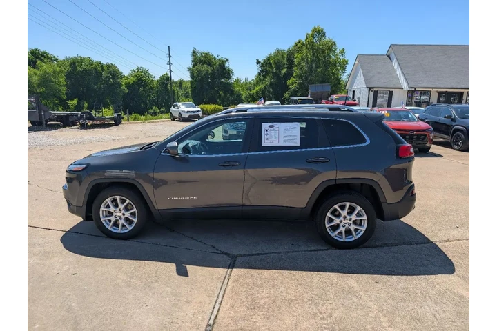 $12995 : 2018 Cherokee image 9