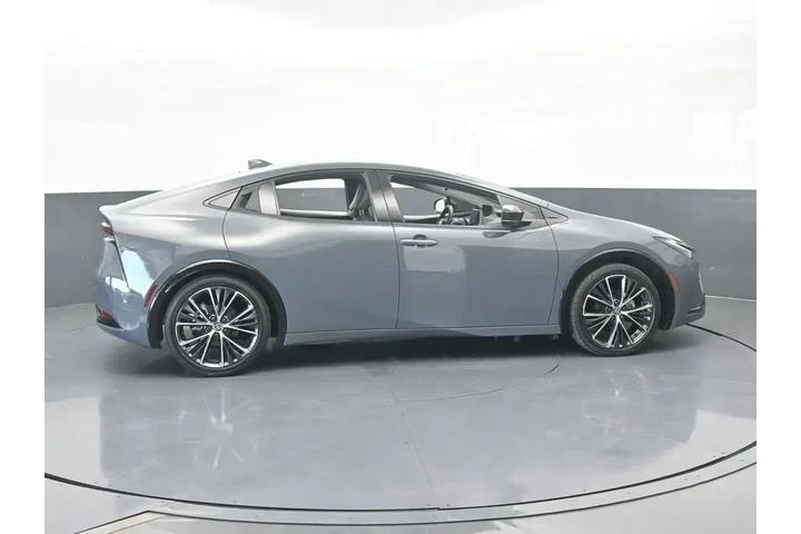 $26996 : Toyota Prius 2023 LE 4dr Hat image 7