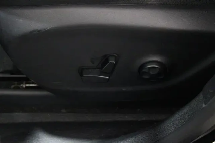 $18911 : Jeep Cherokee 2019 Altitude image 7