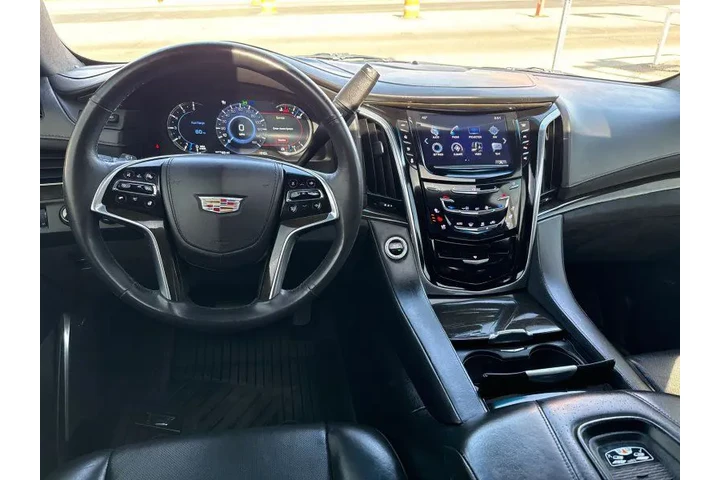 $11495 : 2017 Escalade Platinum image 7
