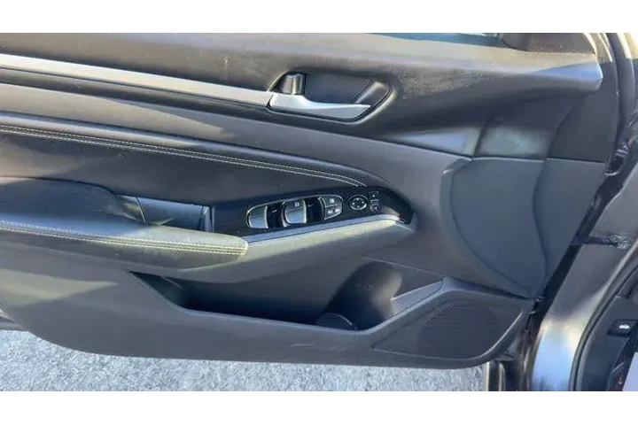 $17088 : Nissan Altima 2021 2.5 SV 4d image 9