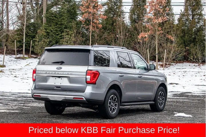 $35395 : Ford Expedition 2024 4x2 XLT image 8