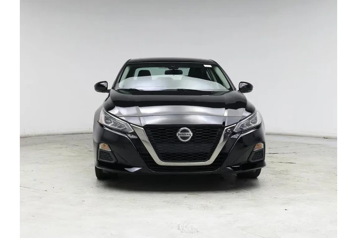 $18998 : Nissan Altima 2020 2.5 SR 4d image 5