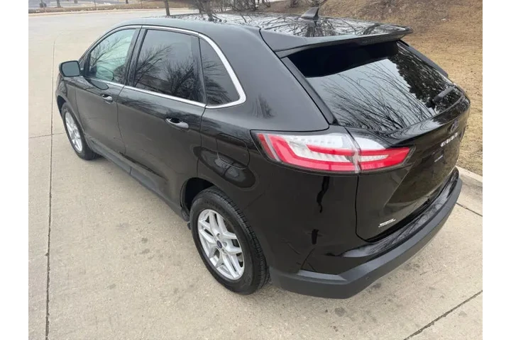 $1 : 2022 Edge SEL image 4