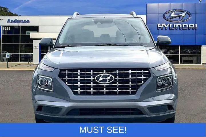 $13801 : Hyundai VENUE 2020 SEL 4dr C image 2