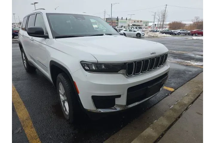 $24491 : Jeep Grand Cherokee L 2023 4 image 1