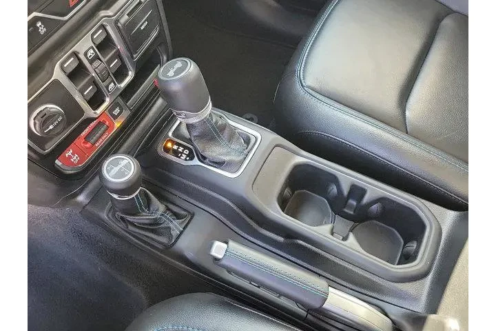 $33000 : Jeep Wrangler Unlimited 2021 image 8