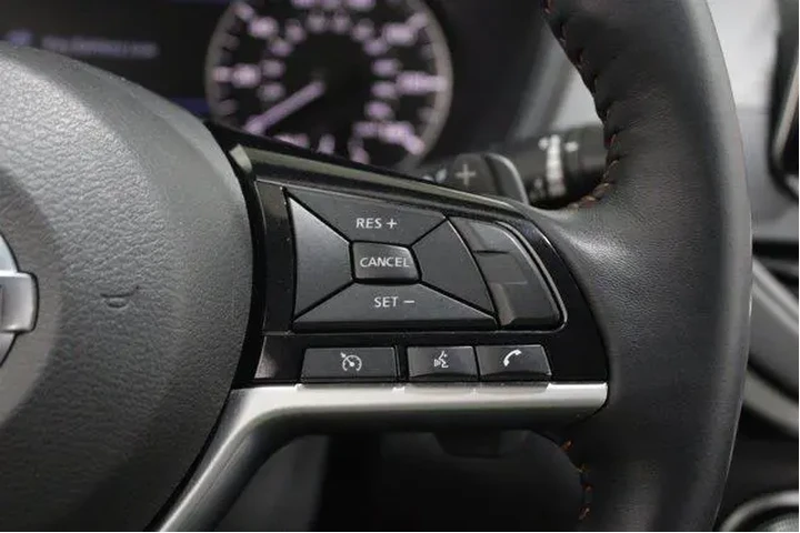 $20996 : Nissan Altima 2021 2.5 SR 4d image 10