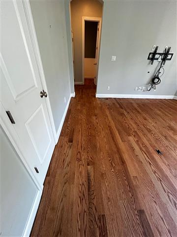 SE HARDWOOD FLOORS LLC image 4