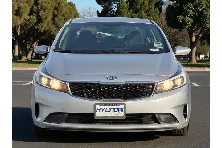 $11500 : Kia Forte 2018 LX 4dr Sedan image 3