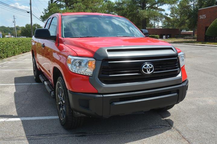 2016 Tundra SR image 4