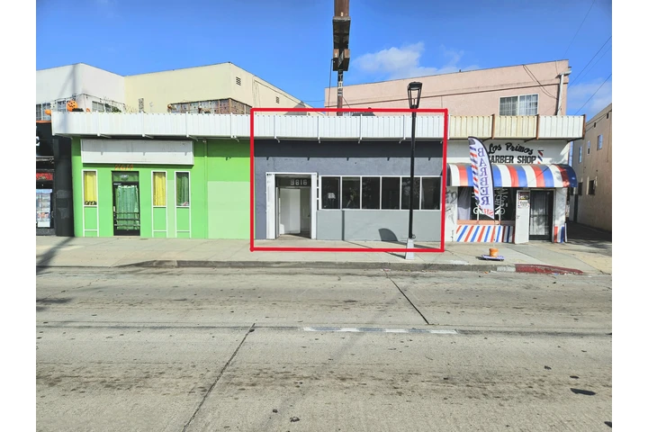 $2800 : Local comercial en South Gate image 2