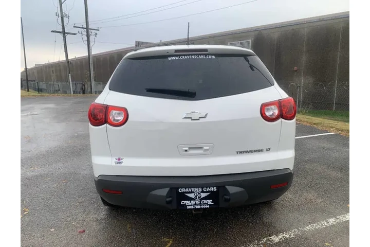 $4995 : 2011 Traverse LT image 5