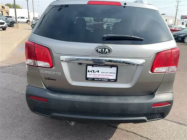 $3970 : 2011 Sorento LX image 6