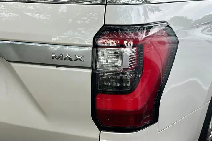 $22995 : Ford Expedition MAX 2019 4x4 image 10