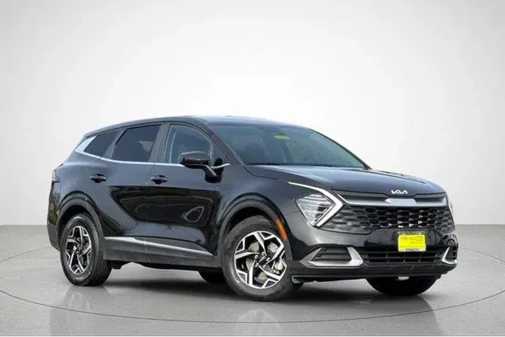 $19798 : Kia Sportage 2024 LX 4dr SUV image 2