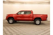 $28555 : Toyota Tacoma 2023 4x2 SR 4d thumbnail