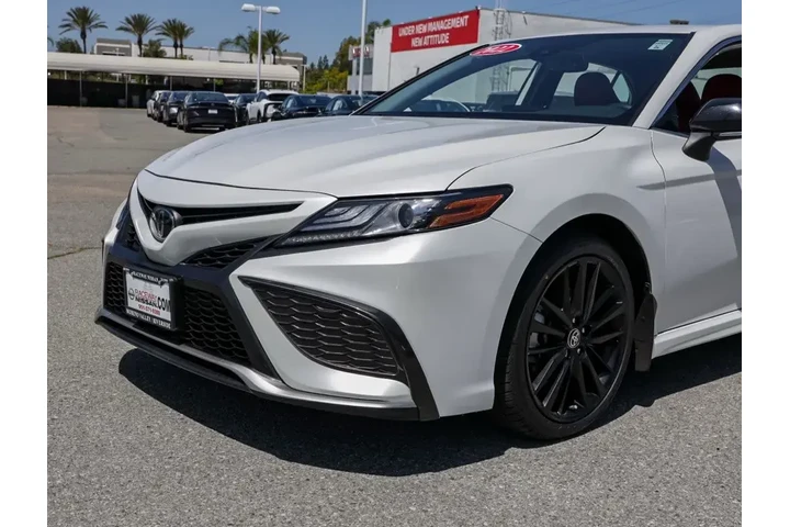 $28880 : Toyota Camry 2022 XSE 4dr Se image 10