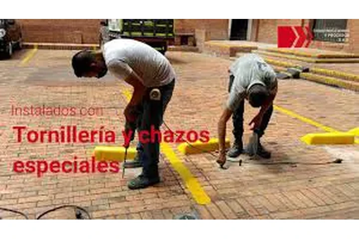 TOPELLANTAS Y REDUCTORES  VEL image 1