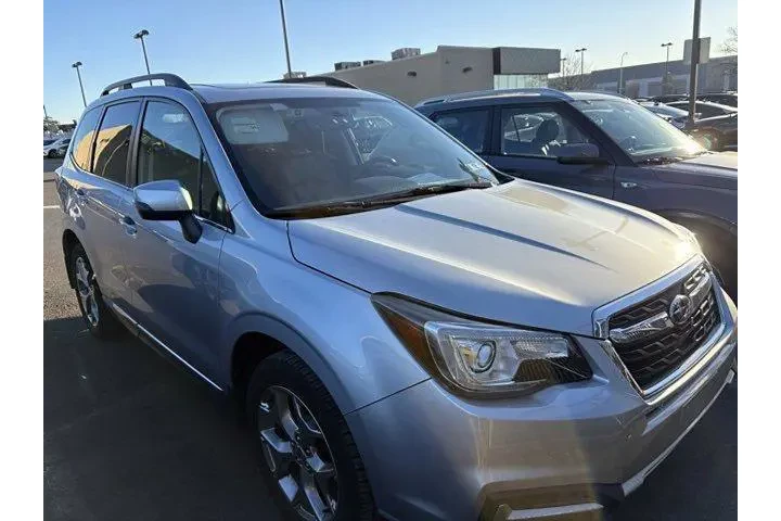 $18998 : Subaru Forester 2017 AWD 2.5 image 4