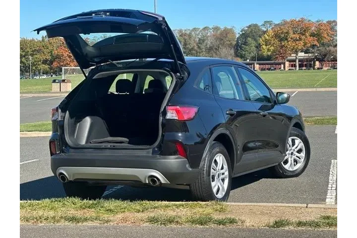 $18995 : Ford Escape 2022 S 4dr SUV image 7