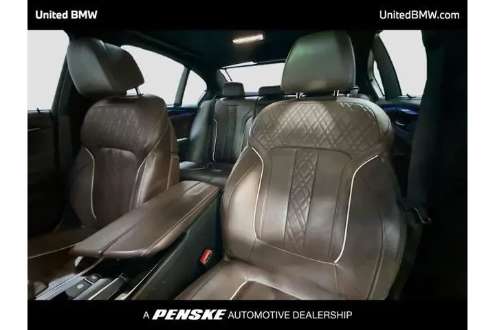 $26960 : BMW 5 Series 2020 AWD M550i image 5