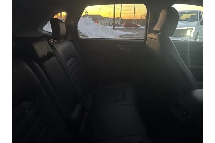 $26820 : Ford Edge 2023 AWD SEL 4dr C image 6