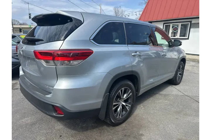 $18995 : 2017 Highlander LE Plus image 6