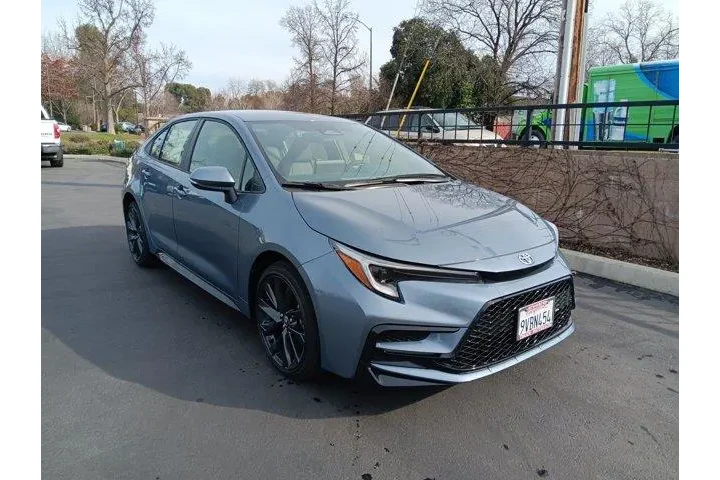 $27614 : Toyota Corolla Hybrid 2026 S image 1