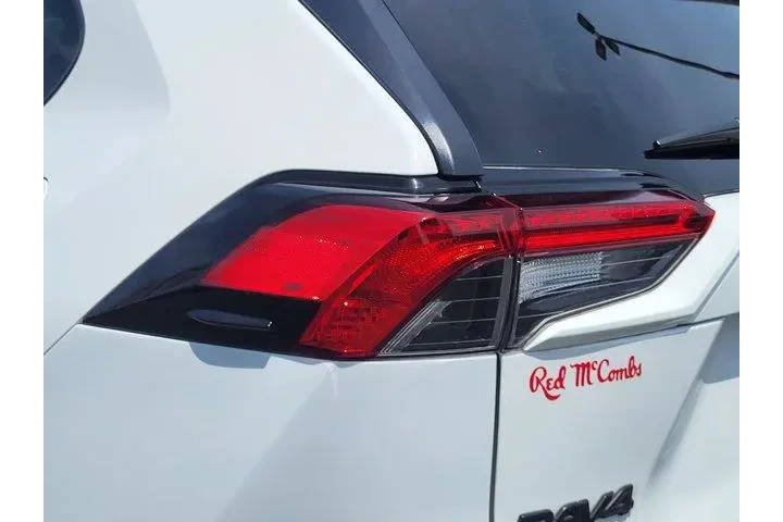 $29800 : Toyota RAV4 2024 LE 4dr SUV image 9