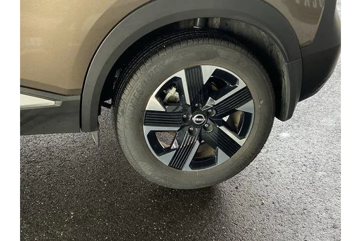 $21460 : Nissan Kicks 2025 AWD SR 4dr image 10