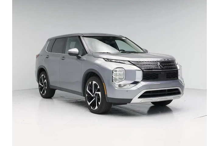 $24998 : Mitsubishi Outlander 2024 SE image 1