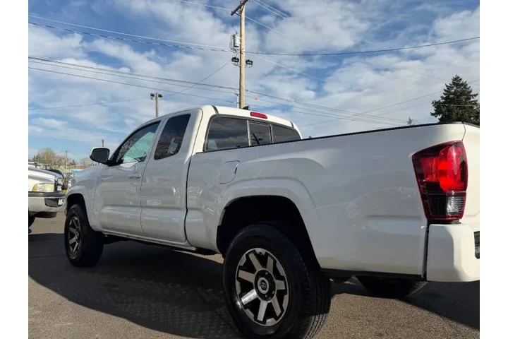 $16995 : 2022 Tacoma SR image 7