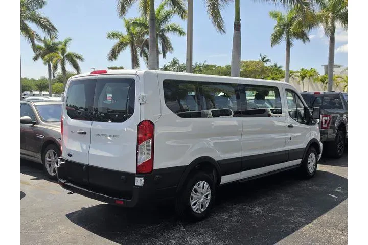 $36990 : Ford Transit 2024 350 XL 3dr image 4