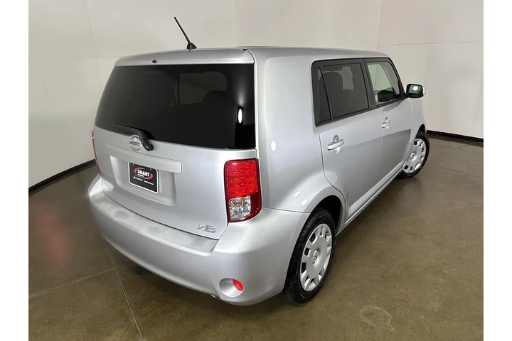 $12000 : 2011 xB Release Series 8.0 image 10