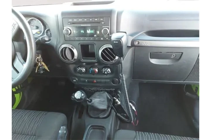 $13961 : Jeep Wrangler 2012 4x4 Sport image 6