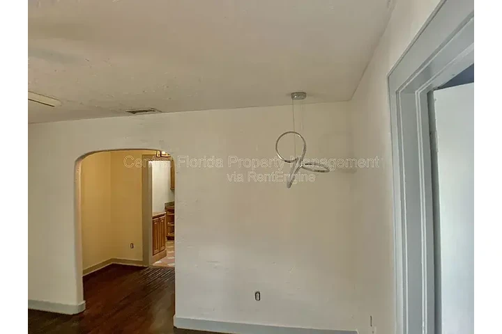 $1110 : House For Rent image 5