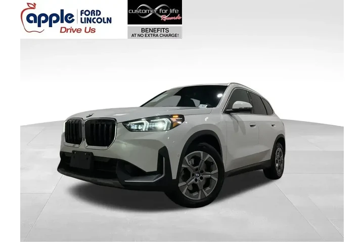 $30800 : BMW X1 2023 AWD xDrive28i 4d image 1