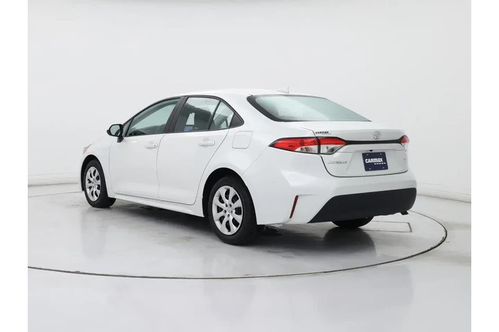 $21998 : Toyota Corolla 2024 LE 4dr S image 2